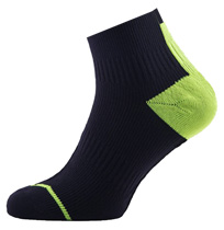 Sealskinz Road Socklet, kort skaft (svart/gul)